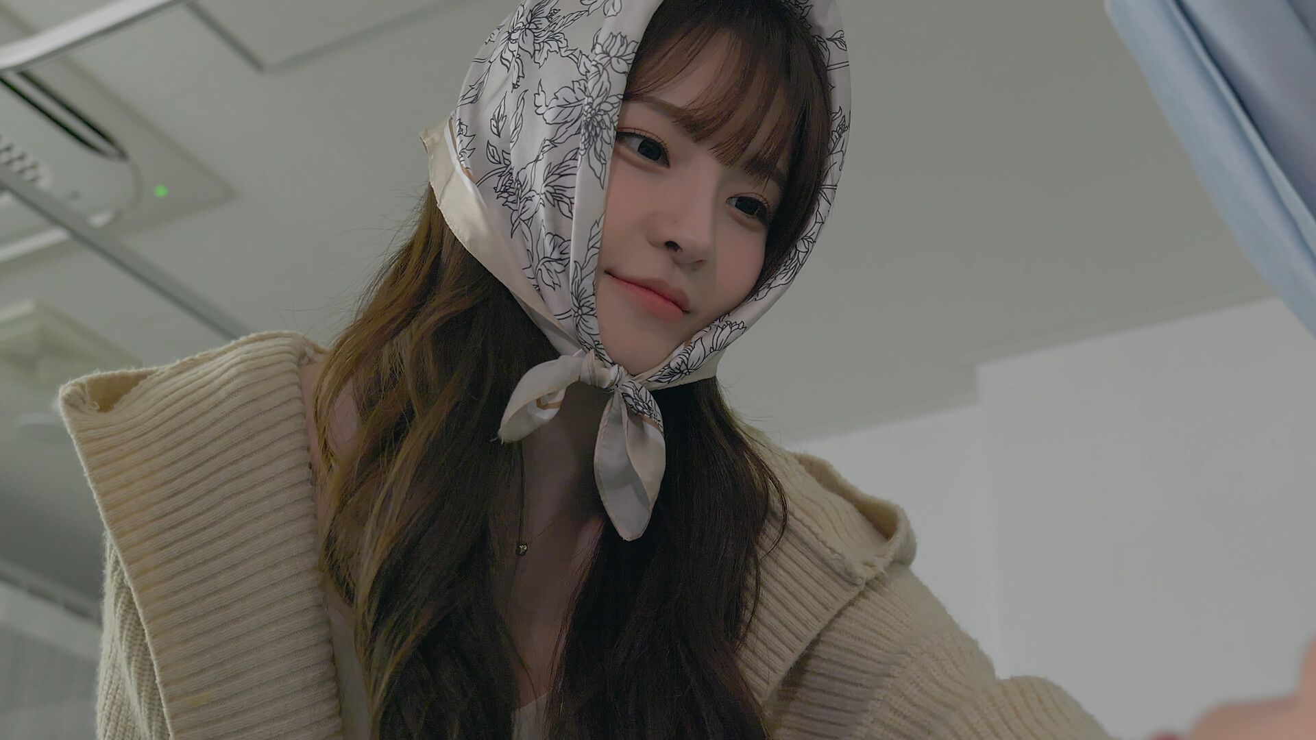 阿西, 美女室友竟然...?2/Five Hearts Under One Roof season2_2